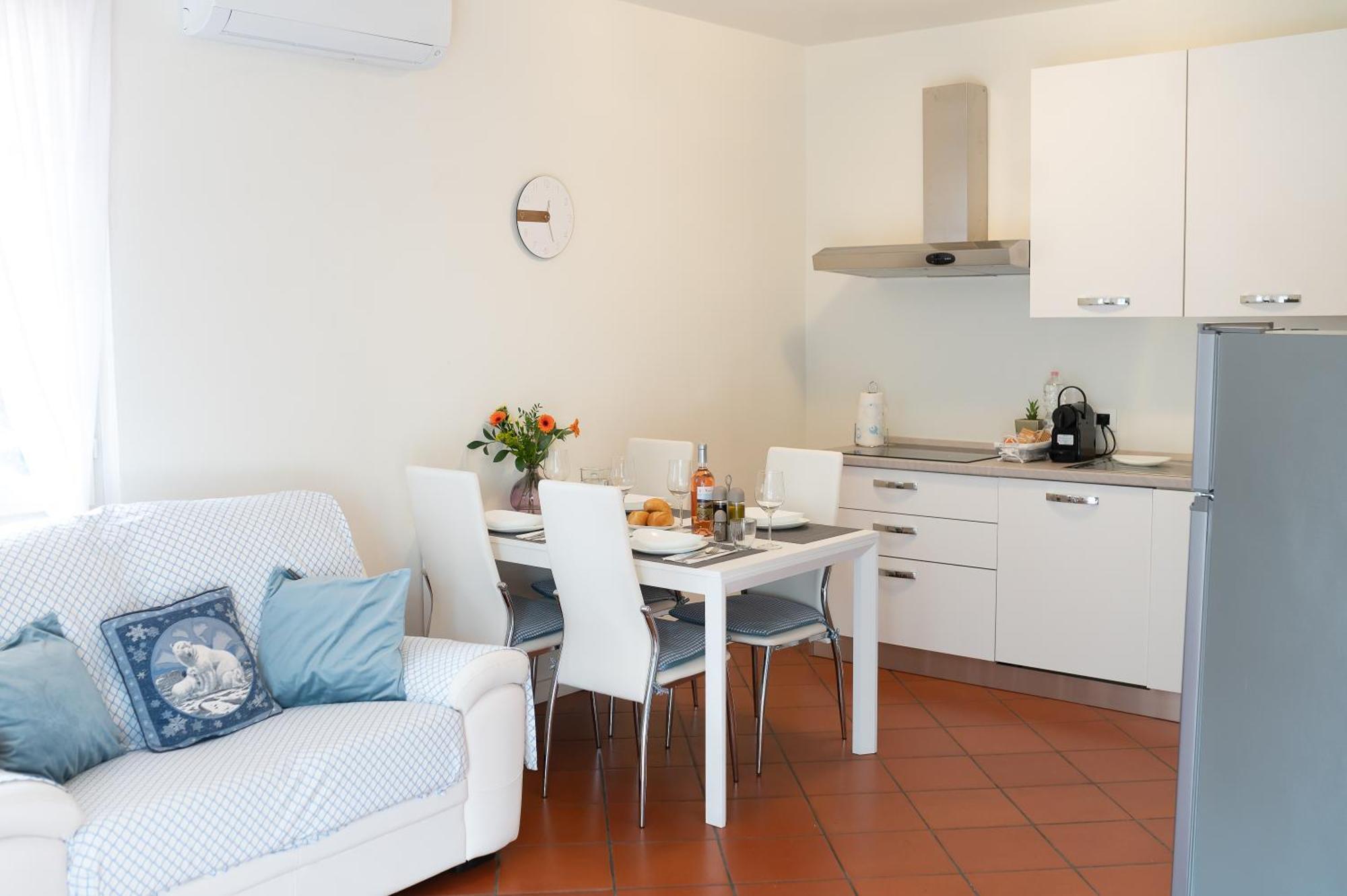 Canevon Suite Apartment Бардоліно Екстер'єр фото